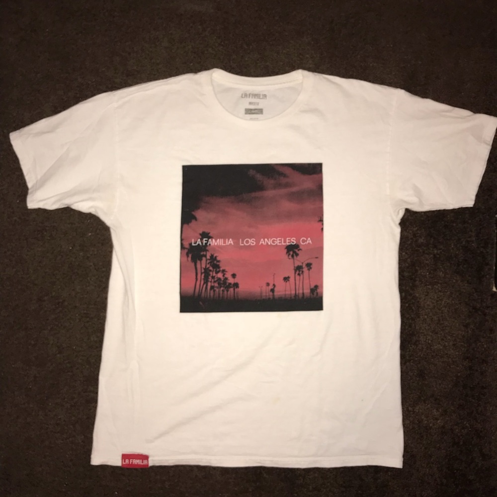 ❌SOLD❌ La Familia Tee